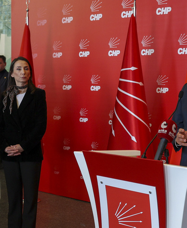 DEM Parti ve CHP'den Ortak Açıklama: “Mürşitpınar Sınır Kapısı İnsani Yardımlar İçin Açılsın”