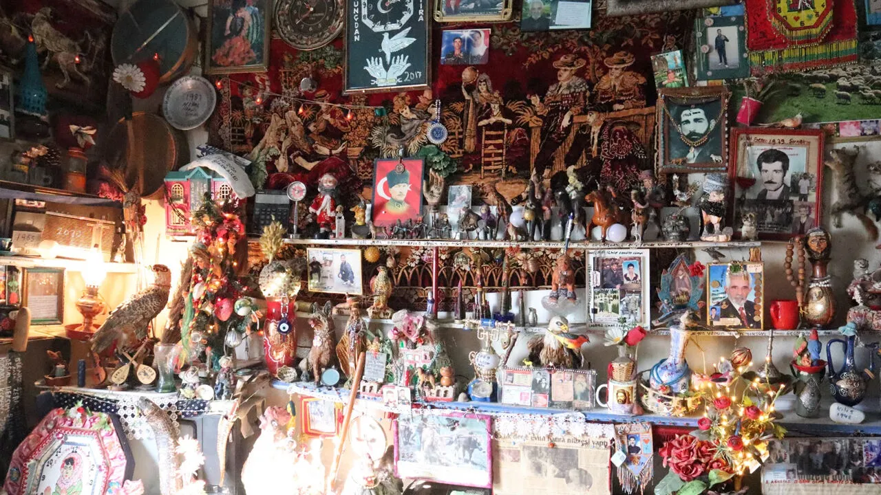 Kazım Ertaş’ın Evi: Geçmişle Bugün Arasında Canlı Bir Müze 3 Kazım Ertaş’ın Evi: Geçmişle Bugün Arasında Canlı Bir Müze