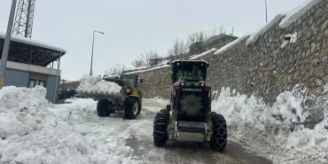 dogu-ve-guneydoguda-5-ilde-bin-119-yerlesim-yerine-ulasilamiyor4