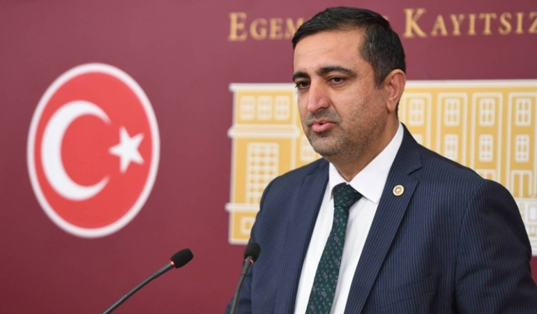 HÜDA PAR’lı Ramanlı: “Rojava’nın Acısını Hissetmiyorsak Kürtlüğümüzden Şüphe Etmeliyiz”