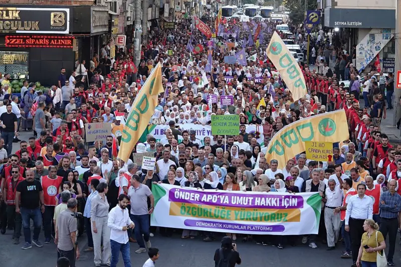 Komisyon Taslak Raporu Tamamladı: 'Umut Hakkı' İfadesi Yok, Dolaylı Tarif Var 2 Komisyon Taslak Raporu Tamamladı: 'Umut Hakkı' İfadesi Yok, Dolaylı Tarif Var