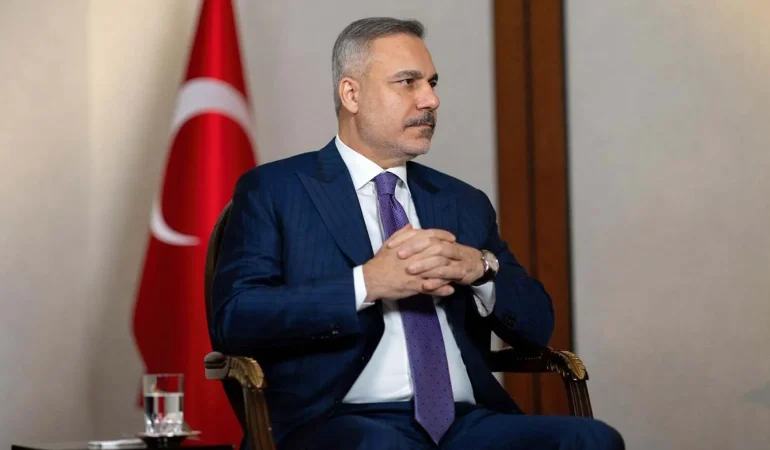 Hakan Fidan: YPG’nin Dönüşüm Yaşaması Gerekiyor; Suriye Ayağı Bittikten Sonra Irak Ayağı Da Var!