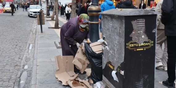 Yoksulluk Derinleşiyor: “Hayatta Kalma Mücadelesi Veriyoruz”