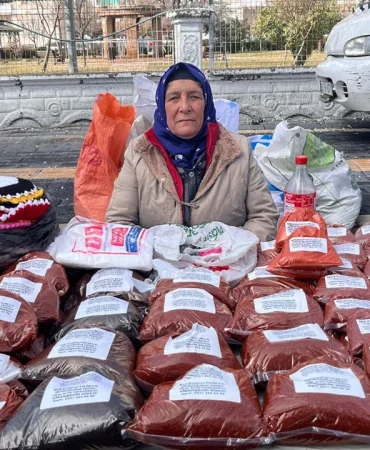 isotun-atesinde-yogrulan-kadin1