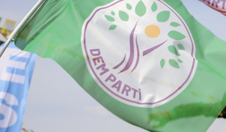 DEM Parti’den İsim Değişikliği Sinyali