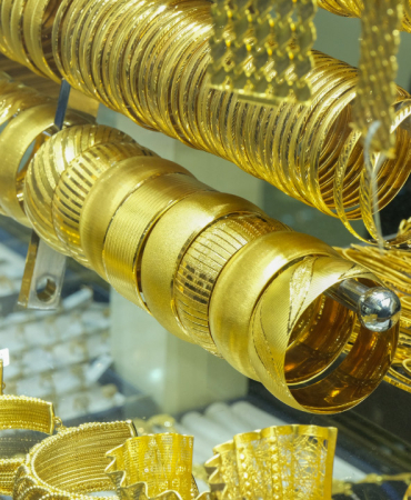 gram-altin-tarihte-ilk-kez-4-bin-lirayi-asti-rekor-kirdi-0h9c