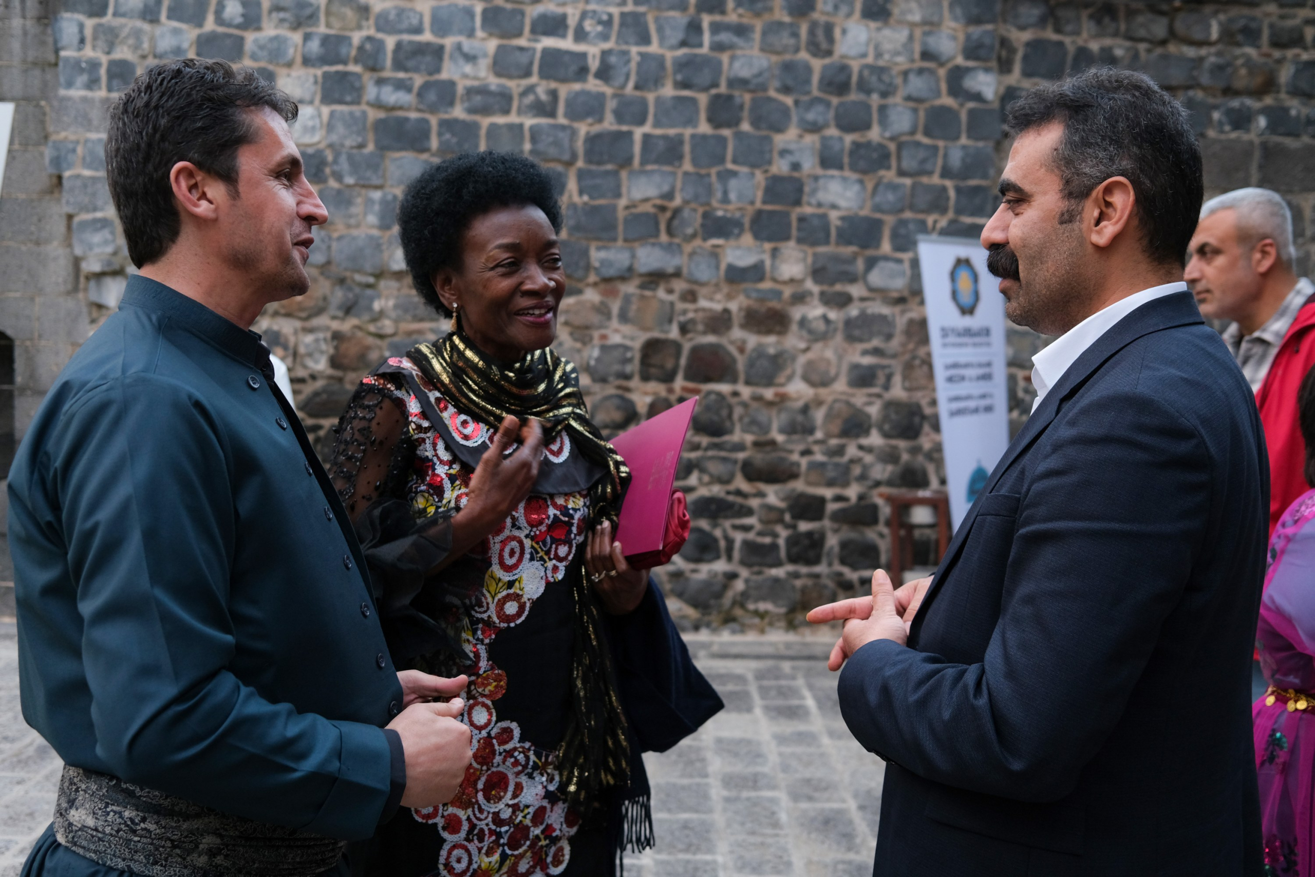 Amed Tiyatro Festivali Barış İçin Perde Açtı
