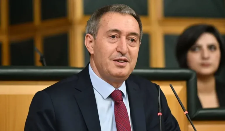 tuncer-bakirhan-gulistan-doku-cevabi-alinmayan-bir-sorudur