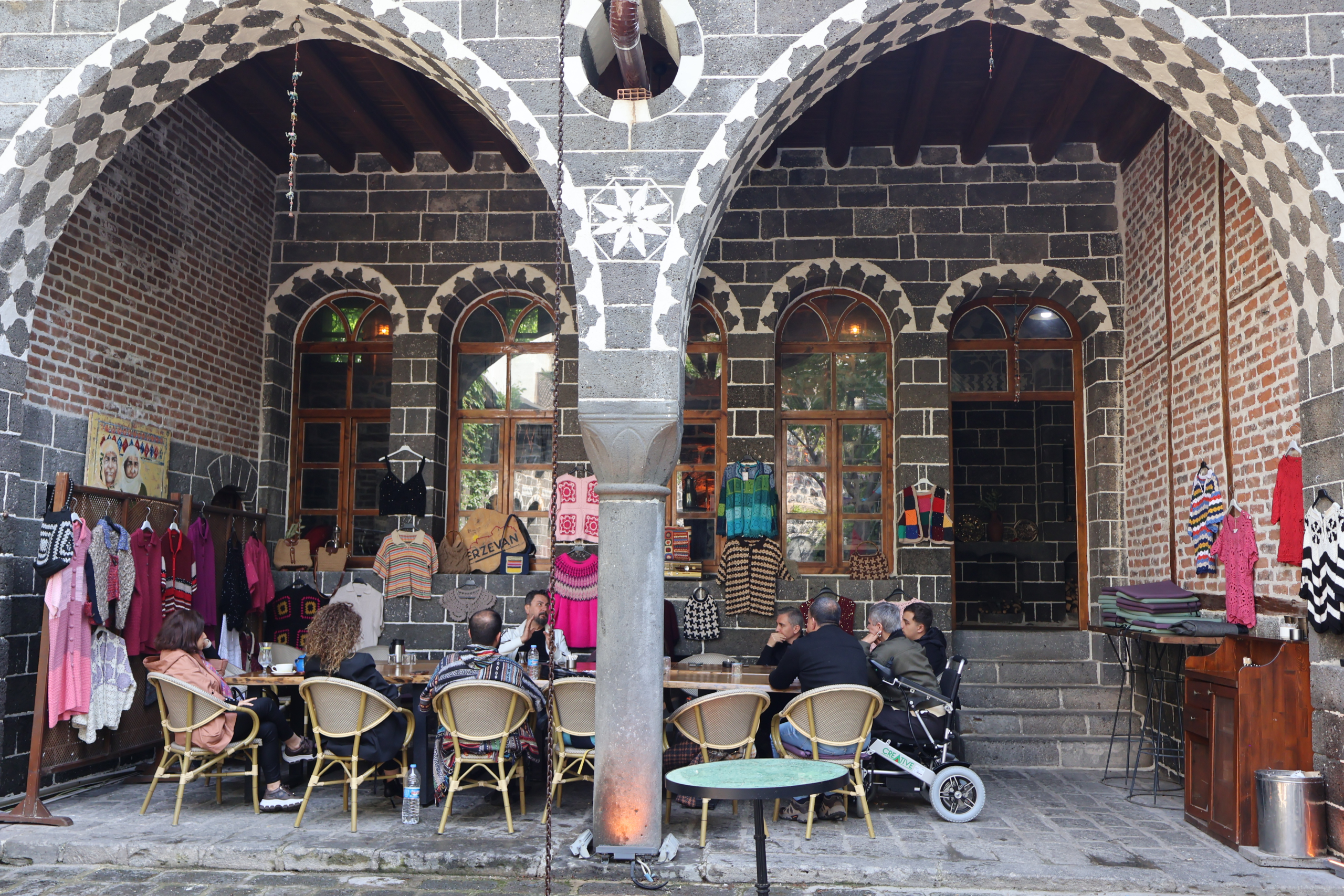 Mücadeleyle Yeniden Başlamak: Asya Koşal’ın Hikayesi