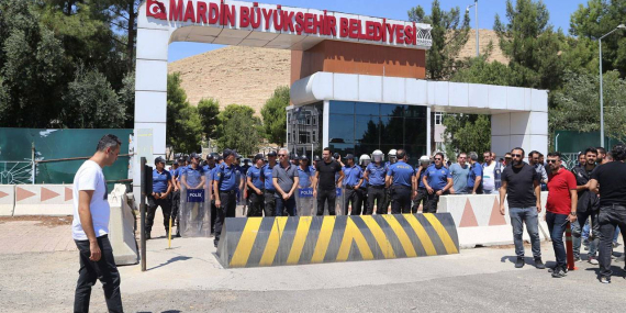 Bahçeli Ahmet Türk İçin Çağrı Yapmıştı: Mardin’de Kayyumun Görev Süresi Uzatıldı